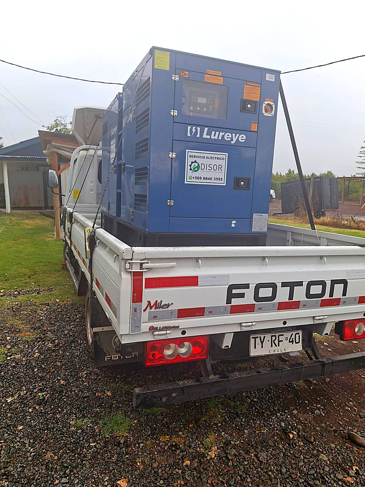 Generador industrial Lureye despachado por DISOR en camión Foton